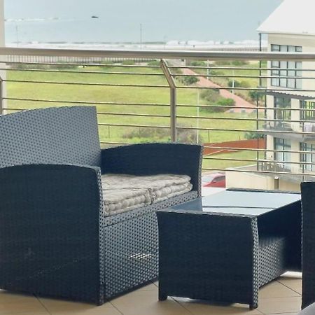 Luxurious Beach Apartment - The Sails Дърбан Екстериор снимка